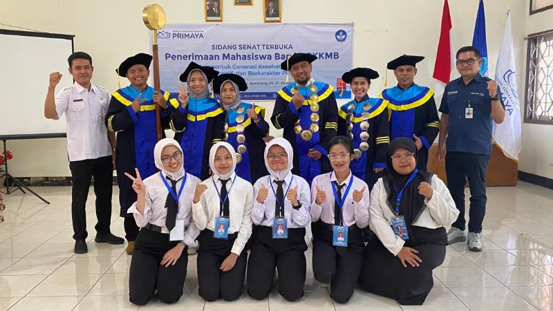 Sinergi Akademik dan Profesional: Sidang Senat Terbuka dan PKKMB Mahasiswa Baru TA 2026/2027 Berjalan Sukses